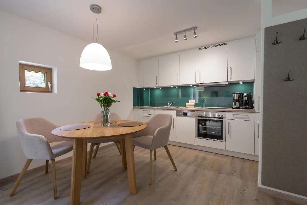 Apartment Ferienwohnungen Alpentraum - Landhaus Gutermann Oberstdorf