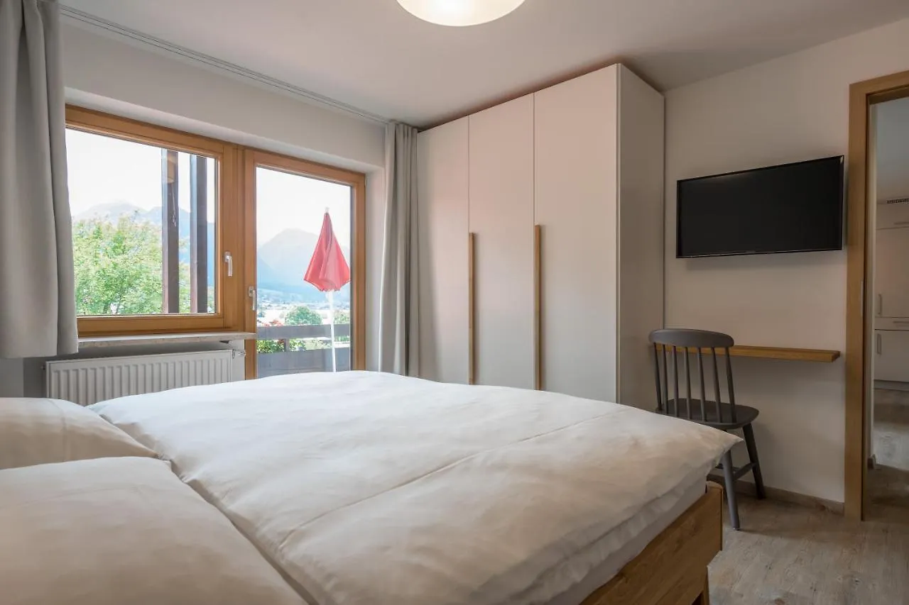 Ferienwohnungen Alpentraum - Landhaus Gutermann Oberstdorf 0*,